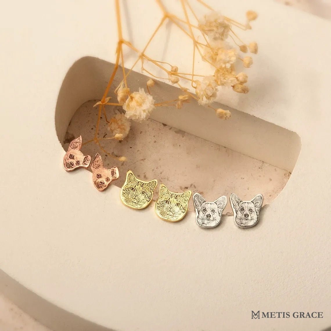 Custom Pet Portrait Outline Stud Earrings - Metis Grace