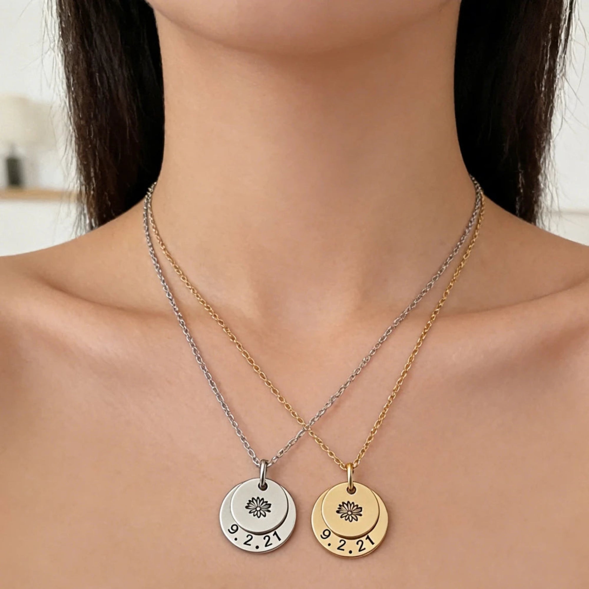 S925 Birth Flower Disc Necklace - Custom Engraved - Metis Grace
